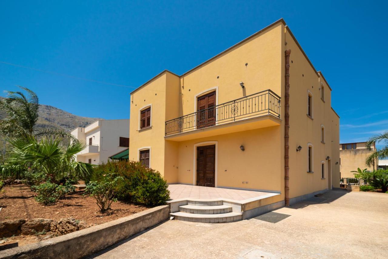 Perla Di Mare Appartamenti Castelluzzo Εξωτερικό φωτογραφία