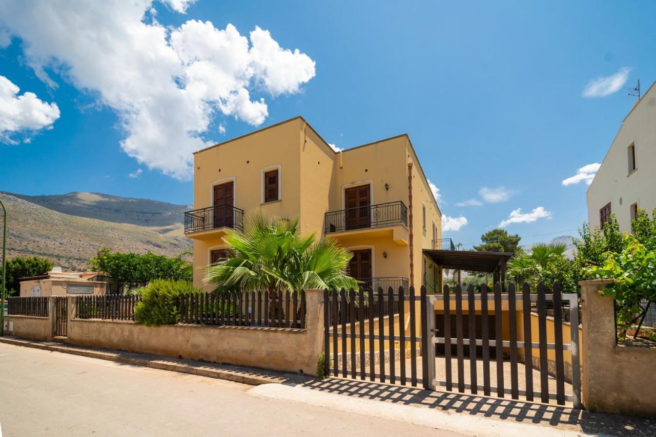 Perla Di Mare Appartamenti Castelluzzo Εξωτερικό φωτογραφία